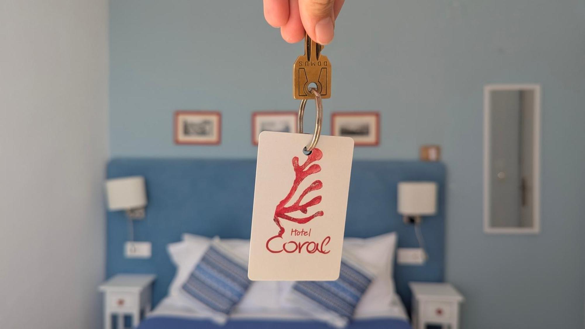Отель Coral Франгокастелло Экстерьер фото